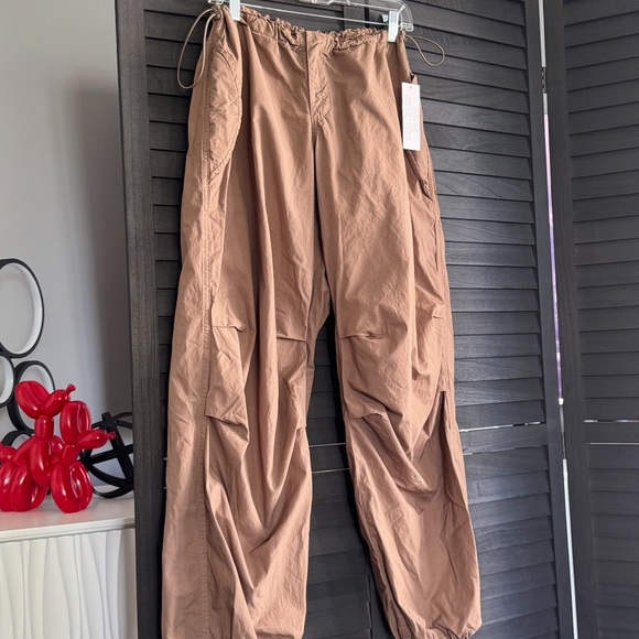 Urban Outfitters Tan Wide Leg Pants - Picture 6 of 6